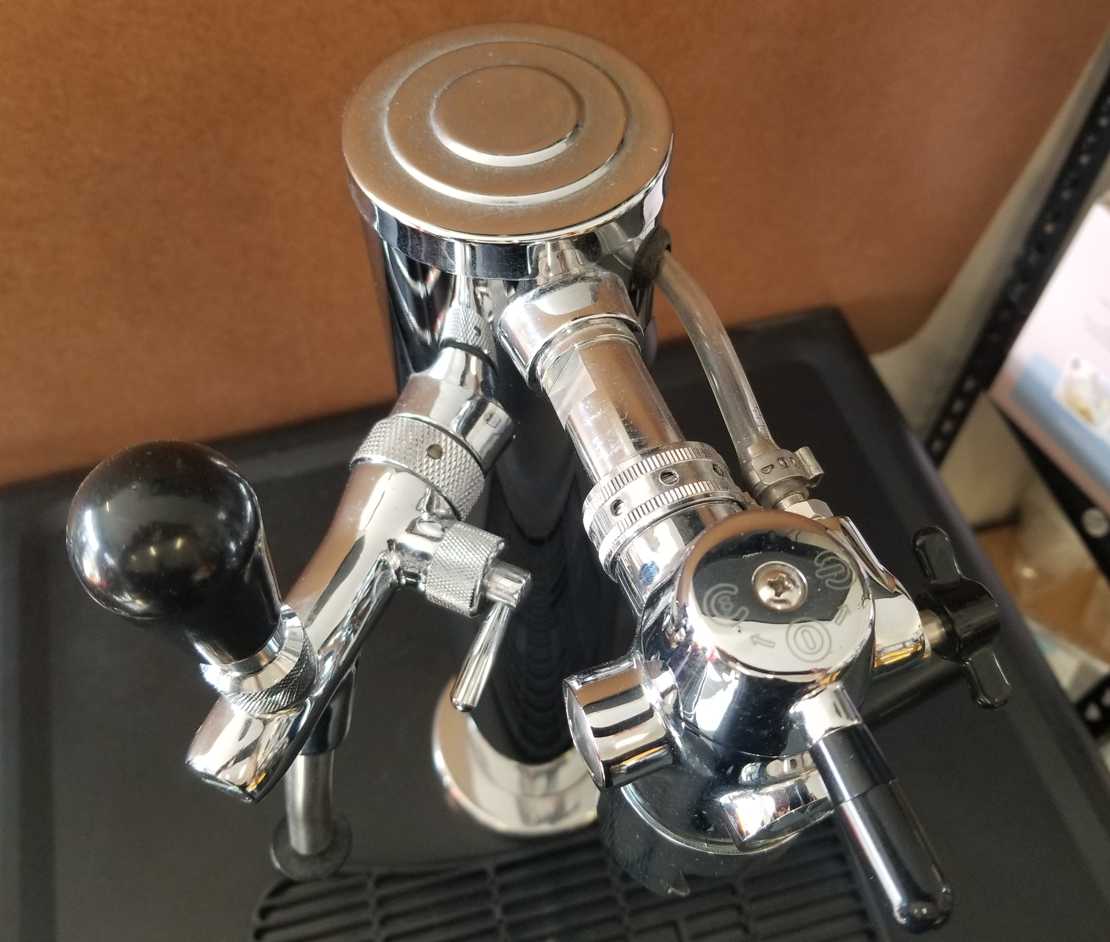 UBREW4U Stainless Bottle Filler & Flow Control Beer Tap